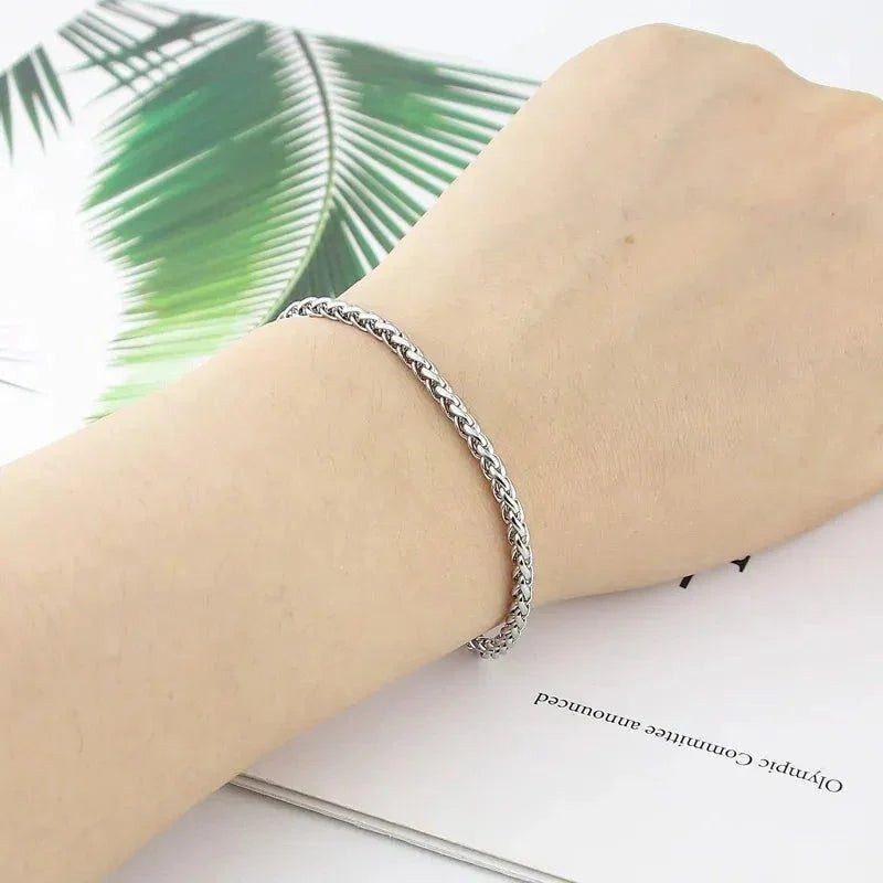 Pulseira com Elos Torcidos