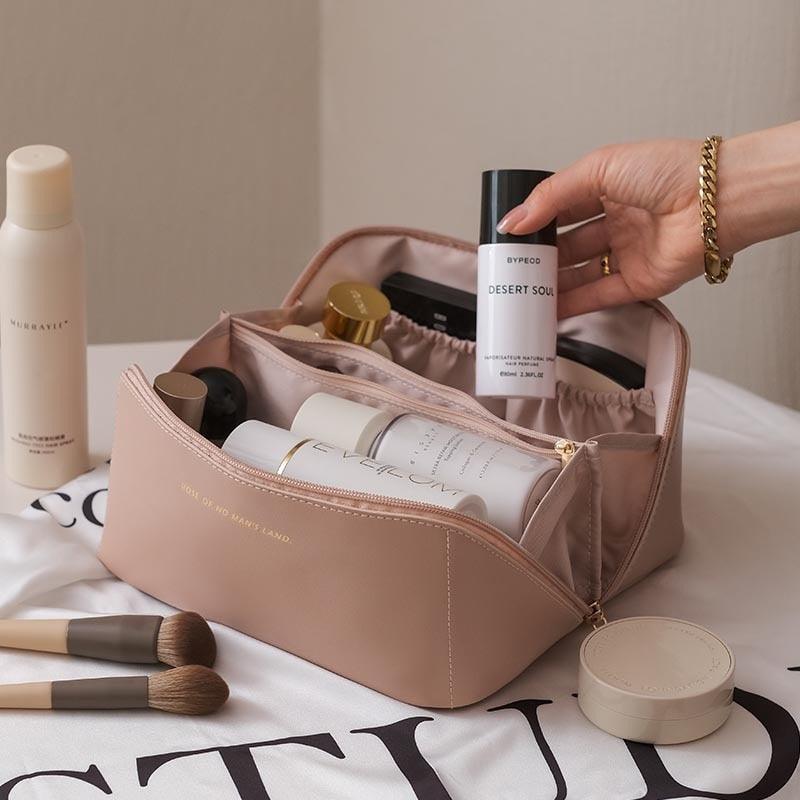 Bolsa Necessaire Woman 2024