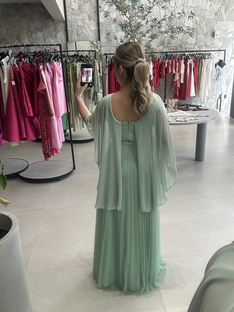 Vestido Capa Plissado