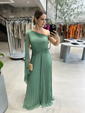 Vestido plissado capa lateral
